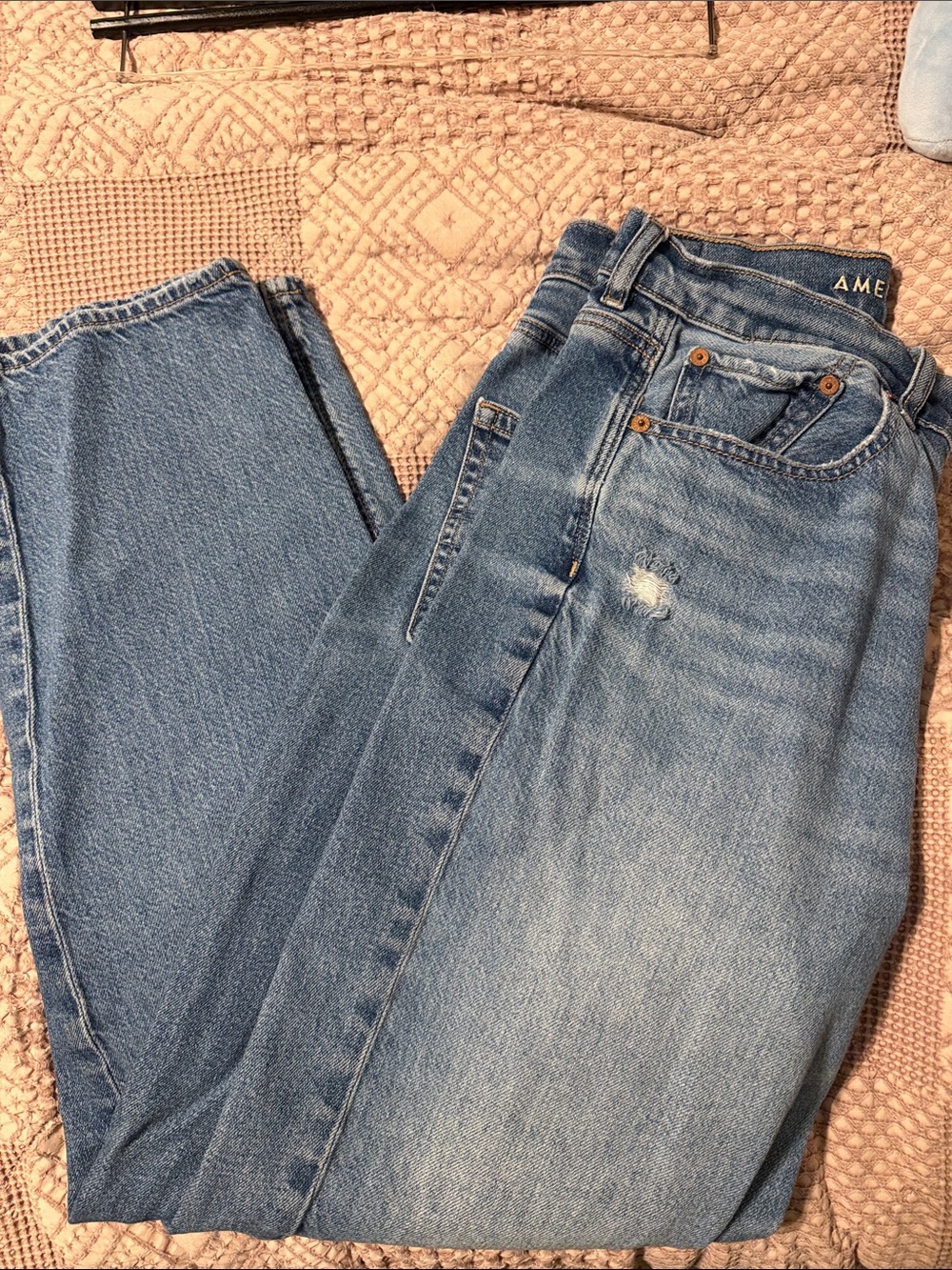American Eagle Outfitters Light Blue Strigid Jeans